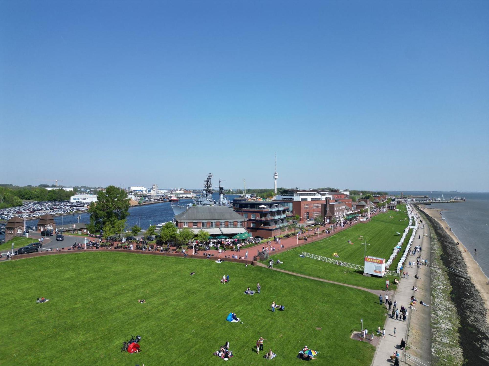 Strand-Apartment, Strandkorb, Meeresrauschen, Parkplatz 威廉港 外观 照片